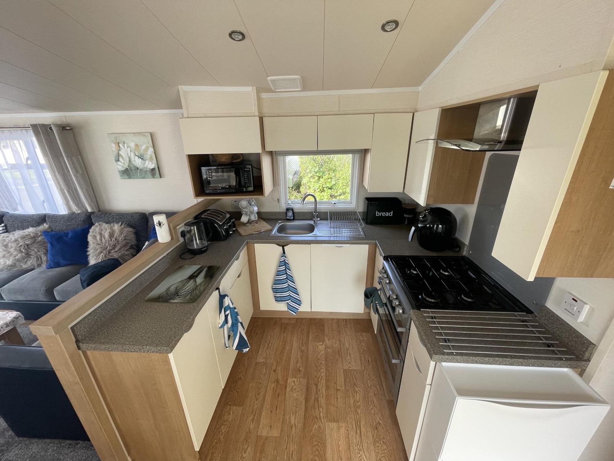 2 Bedroom Caravan, Edi Rita, Robin Hood, Pet Friendly Meliden エクステリア 写真